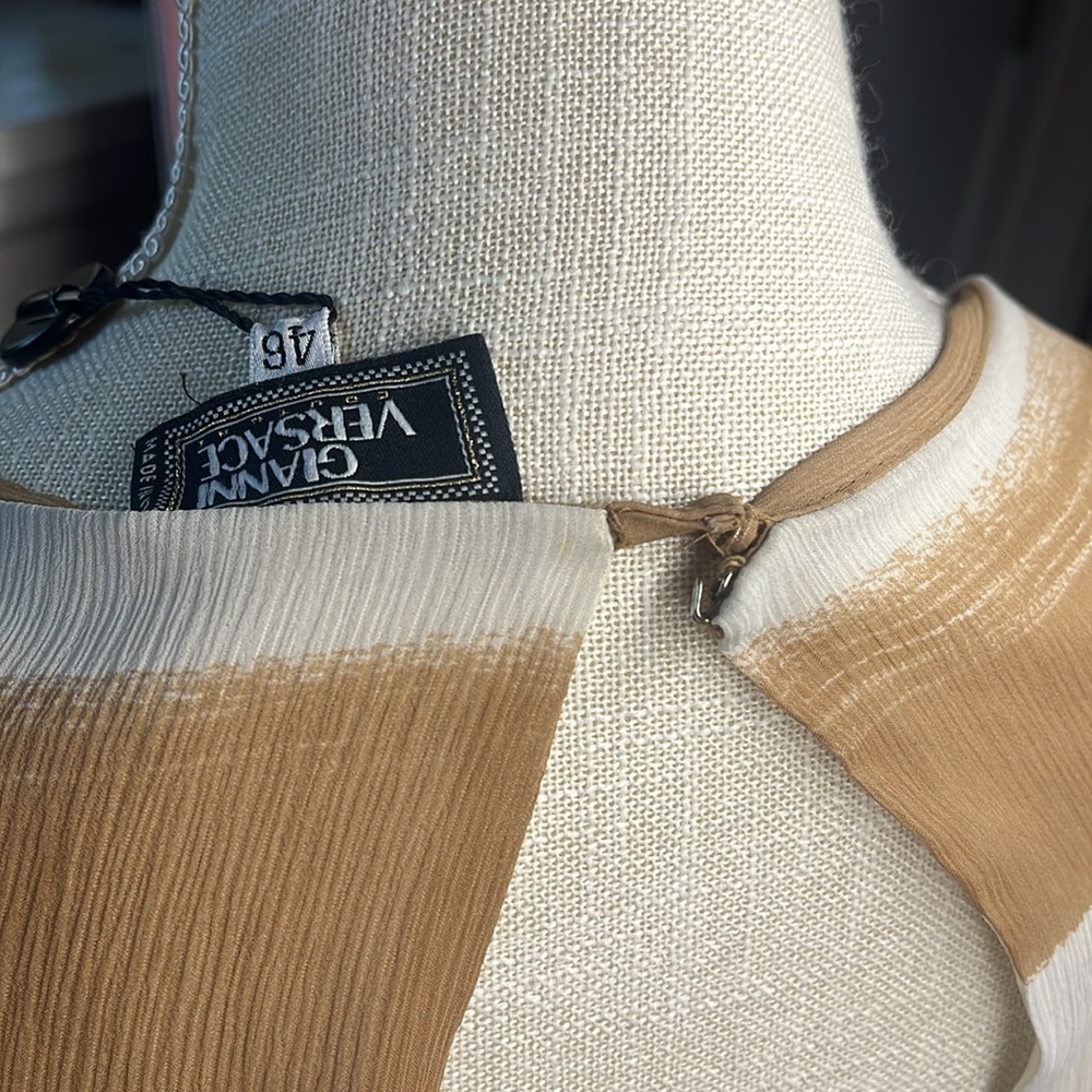 GIANNI VERSACE VINTAGE!! GORGEOUS SILK & LEATHER DRESS - Picture 12 of 14